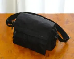 【スレ多し】Via Demizon ショルダーバッグ ブラックのサムネイル