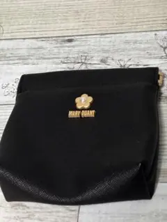 MARY QUANT バネポーチ