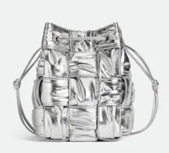 BOTTEGA VENETACassetteカセットレザー バケットバック値下げ - メルカリ