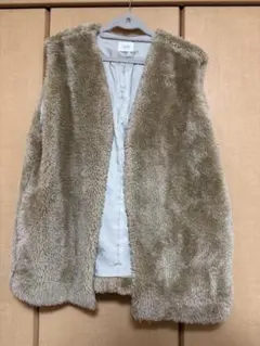 LOWRYSFARM ベージュ ポリエステル ベスト Fサイズ