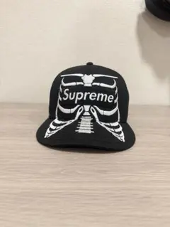 Supreme New Era キャップ スケルトン刺繍 ブラック - メルカリ