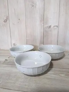 有田焼♡雪あかり　透かし柄模様　小鉢　3点セット