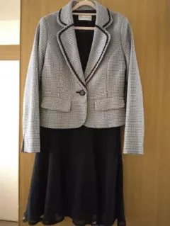 セレモニースーツ　ジャケット　スカート　ワンピース3点セット　9号
