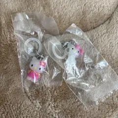 ハローキティ キーホルダー 2個セット　めじるし　新品