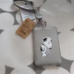 スヌーピー パスケース 定期入れ リール付き　カードケース　Peanuts