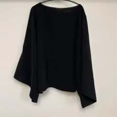 黒のフレアスリーブ長袖トップスのサムネイル