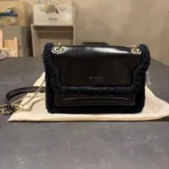 MARNI ブラックレザー ショルダーバッグのサムネイル