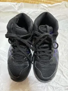 ASICS バスケットボールシューズ ブラック×パープル　19センチのサムネイル