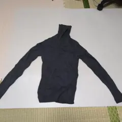 H630 リブ編みダークグレー長袖ハイネック