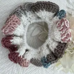 ハンドメイド 手編み かぎ針編み 多色 カラフル かわいい シュシュ ヘアゴム
