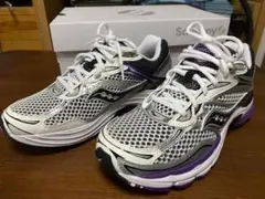 サッカニー saucony progrid omni9 25.5cm 新品未使用のサムネイル