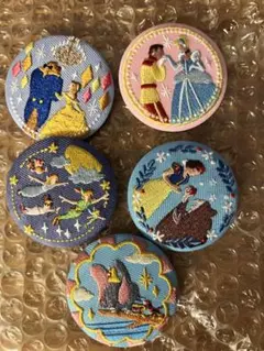 ディズニープリンセス刺繍ピンバッジ5個セット