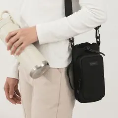 【ブラック】水筒ホルダー ショルダー 防水素材 斜め掛け ケース