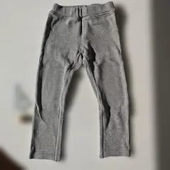 グレーの柔らかいパンツ（ポケット付き）