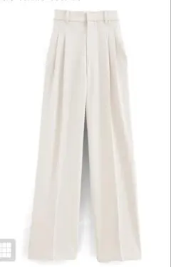 ツータックパンツ