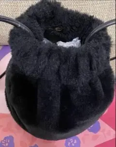 美品　黒いエコファー巾着バッグ