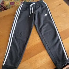 adidas トレーニングパンツ 150cm グレー