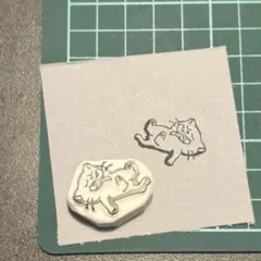 ねこちゃん〈ぐーすか〉＊消しゴムはんこ