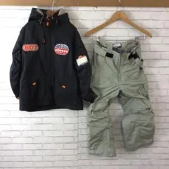 Item thumbnail for item 871646d1-4dff-45f8-ad5a-9939c423f896