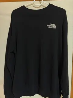 希少　THE NORTH FACE ブラック トレーナー　刺繍ロゴ