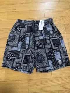 Supreme バンダナ柄 ショートパンツ - メルカリ