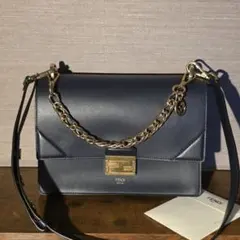 FENDI レザー ショルダーバッグ ブラック
