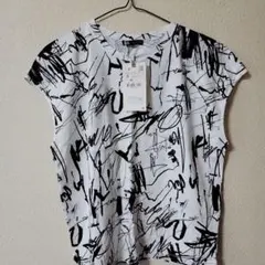 ZARA 落書き風デザイントップス