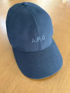 A.P.C. キャップ　ダークネイビーのサムネイル