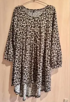 レオパード柄チュニック　サイズL ヒョウ柄　ニット素材