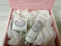 JILLSTUART ギフトボックス リップバーム　ハンドクリーム