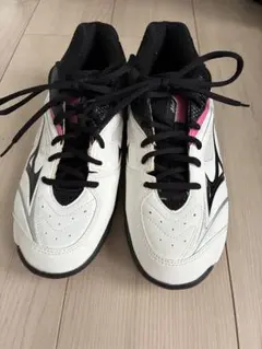 Mizuno WAVE FANG SSバドミントンシューズ 26.5