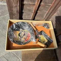 Item thumbnail for item 04ff4650-ec32-4214-b02e-695f318f7095