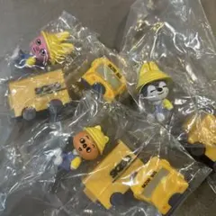 スキズ　StrayKids SKZOO スクールバスフィギュア ガチャ