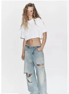 32 ZARA TRF ミッドライズ折り返しウエストデニムパンツ　ライトブルー
