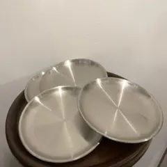 ステンレス製ラウンドプレート4枚セット　皿　ステンレス
