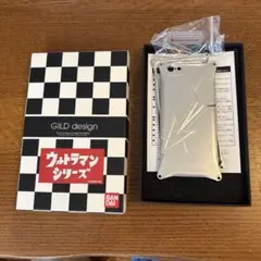 GILD design ウルトラマン iPhone用ケースのサムネイル