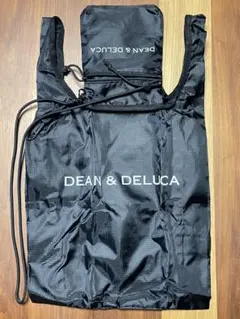 DEAN & DELUCA エコバッグ（折りたたんでサコッシュとして使用可）