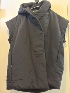 中綿ダウンベスト