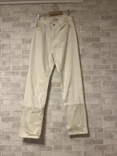 ユニクロ　JW ANDERSON ストレートハイライズジーンズ　オフホワイト