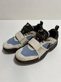 Travis Scott × Nike Zoom Field Jaxx 27cm