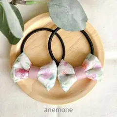 お買い得♡お揃い　リバティ　お花チャーム付ダブルリボン　くるみボタン　3個セット お買い得♡お揃い リバティ お花チャーム付ダブルリボン くるみボタン