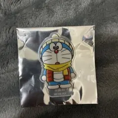 100%ドラえもん&フレンズ展 入場特典アクリルバッジ - メルカリ