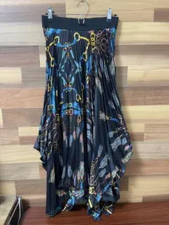 ZARA BASIC プリーツスカート 黒/青/黄色/赤のサムネイル