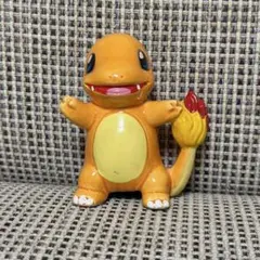 ポケモン　ヒトカゲ 陶器貯金箱