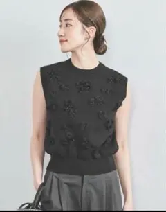 ユナイテッドアローズ　フラワーモチーフ ノースリーブ ニットベスト