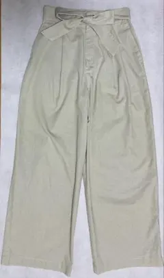 <UNIQLO>リボン付きワイドパンツ ベージュ