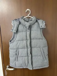 グレー中綿ベストフード取り外し可能