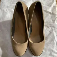 スエードパンプス