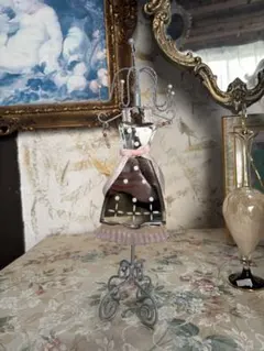 アイアン調　ドレス型ディスプレイスタンド　アクセサリー　ジュエリースタンド