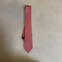 セール！【フェラガモ】シルク製 赤 円形模様 ネクタイ